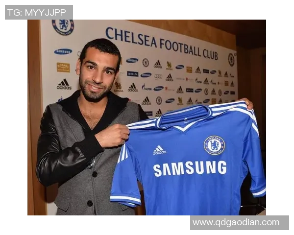 世界足球大高个球星盘点：身高巨人如何在绿茵场上掀起风暴